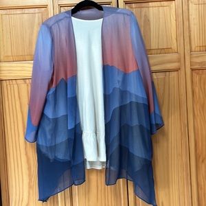 Lightweight Summer Mountain Scene Wrap. OS